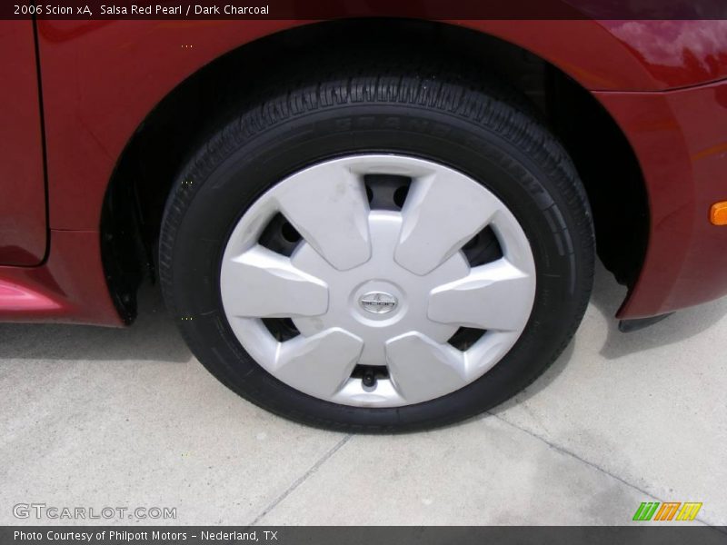 Salsa Red Pearl / Dark Charcoal 2006 Scion xA