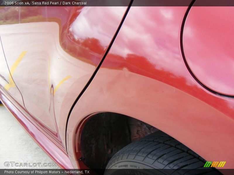 Salsa Red Pearl / Dark Charcoal 2006 Scion xA