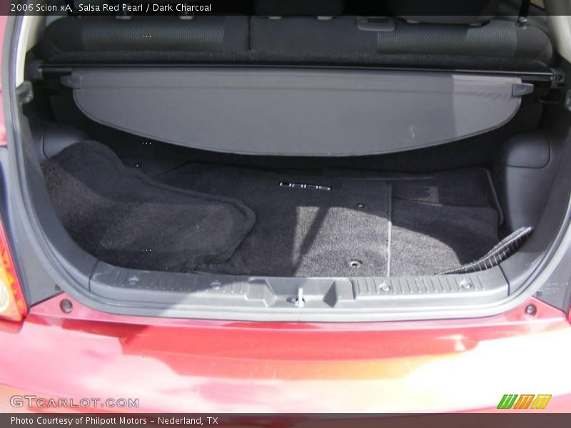 Salsa Red Pearl / Dark Charcoal 2006 Scion xA