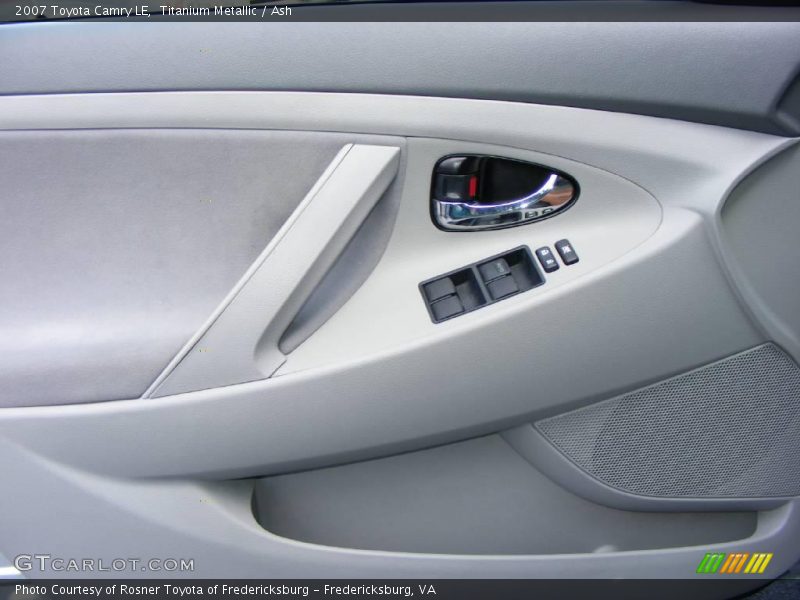 Titanium Metallic / Ash 2007 Toyota Camry LE