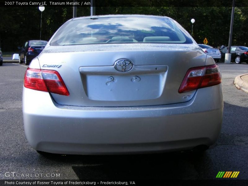 Titanium Metallic / Ash 2007 Toyota Camry LE