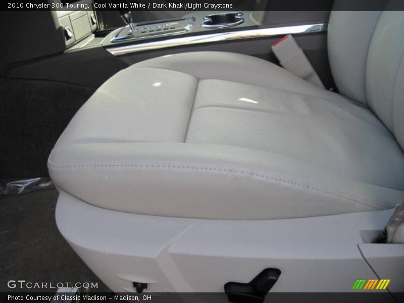 Cool Vanilla White / Dark Khaki/Light Graystone 2010 Chrysler 300 Touring