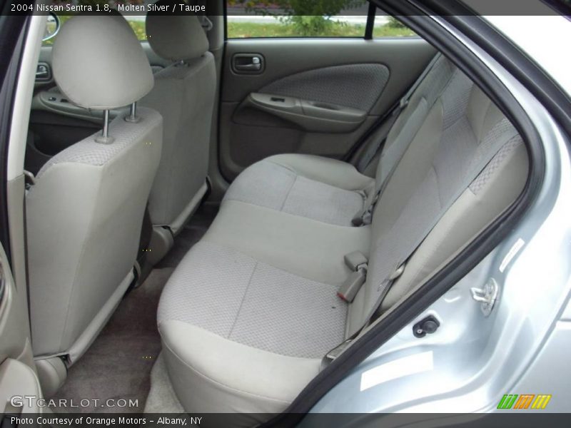 Molten Silver / Taupe 2004 Nissan Sentra 1.8