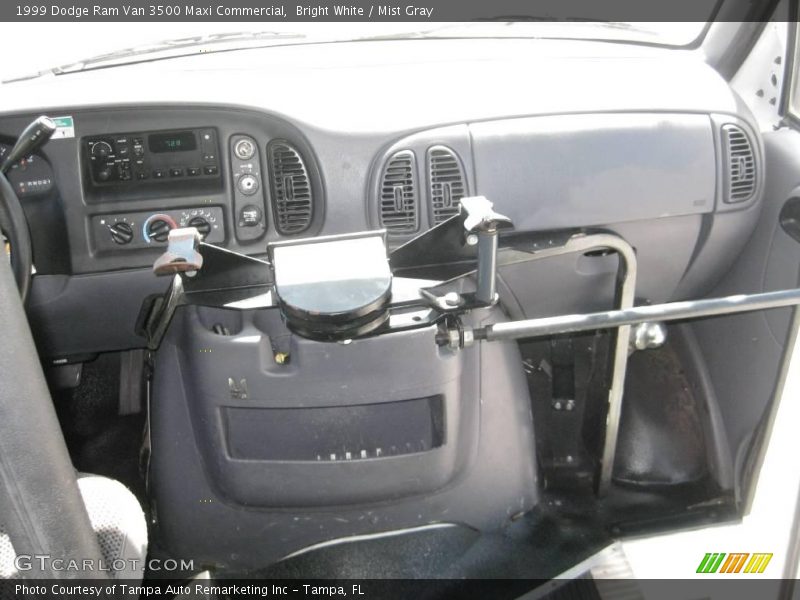 Bright White / Mist Gray 1999 Dodge Ram Van 3500 Maxi Commercial