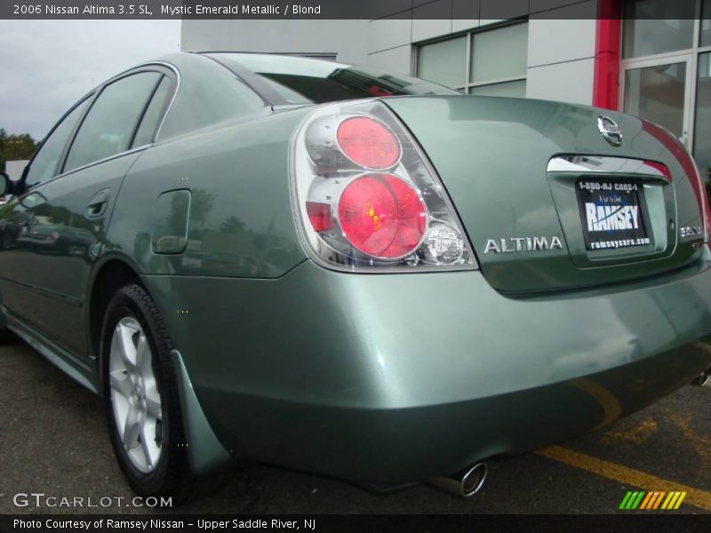 Mystic Emerald Metallic / Blond 2006 Nissan Altima 3.5 SL