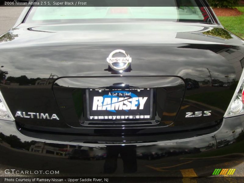 Super Black / Frost 2006 Nissan Altima 2.5 S