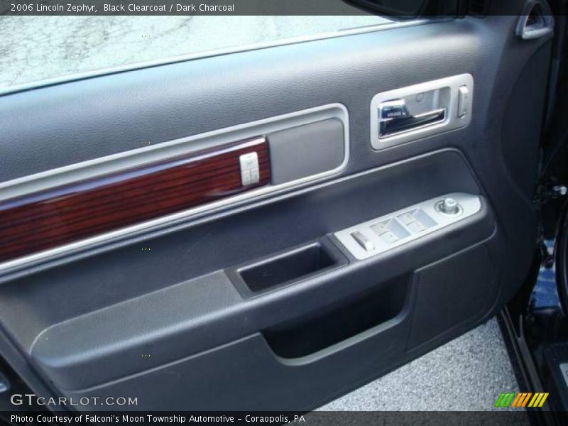Black Clearcoat / Dark Charcoal 2006 Lincoln Zephyr