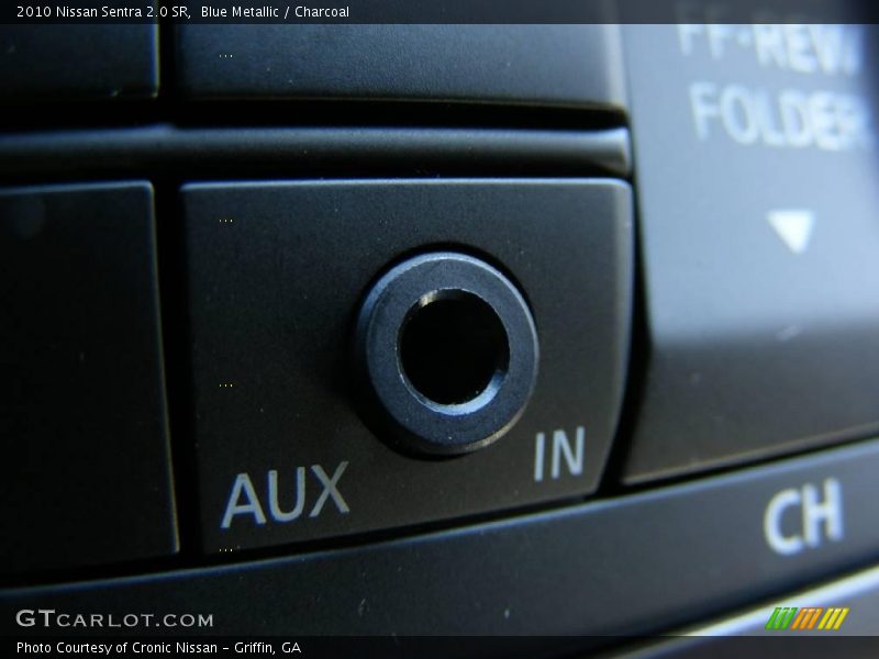 Blue Metallic / Charcoal 2010 Nissan Sentra 2.0 SR