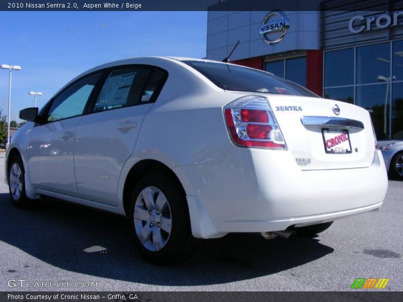 Aspen White / Beige 2010 Nissan Sentra 2.0