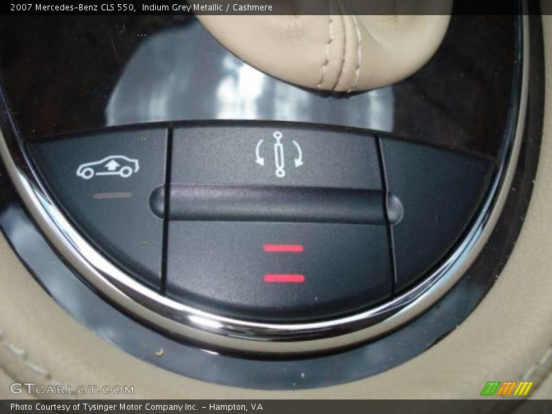 Indium Grey Metallic / Cashmere 2007 Mercedes-Benz CLS 550