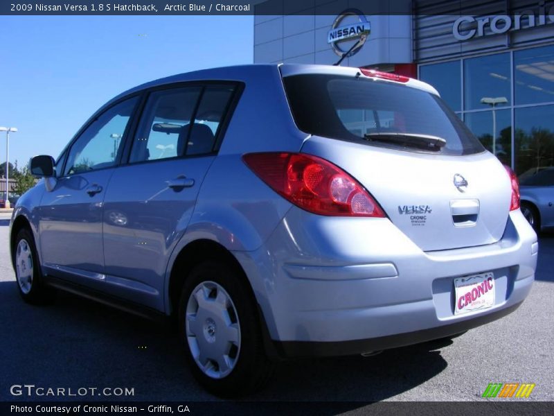 Arctic Blue / Charcoal 2009 Nissan Versa 1.8 S Hatchback