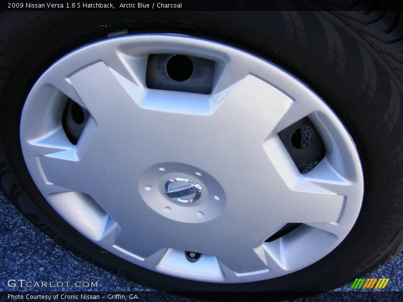 Arctic Blue / Charcoal 2009 Nissan Versa 1.8 S Hatchback