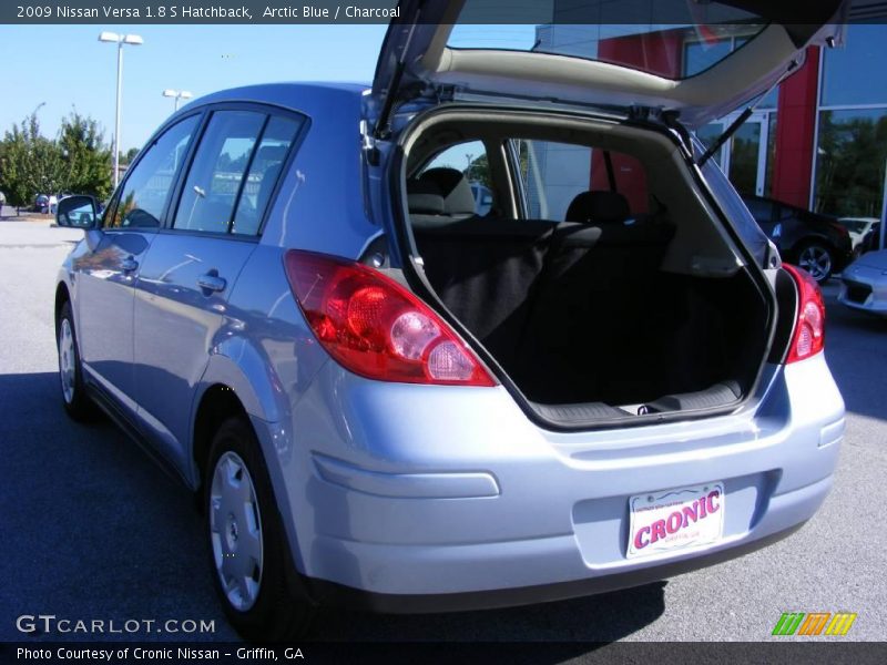 Arctic Blue / Charcoal 2009 Nissan Versa 1.8 S Hatchback