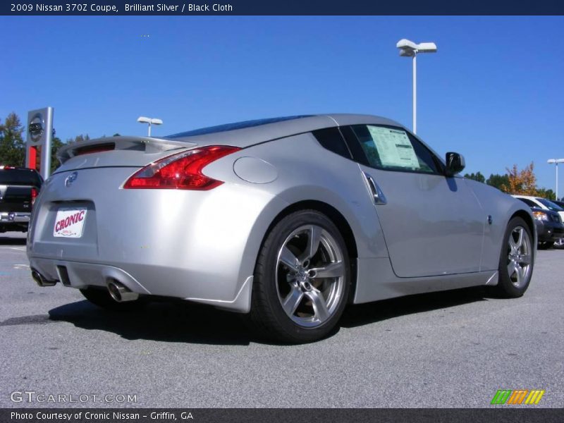 Brilliant Silver / Black Cloth 2009 Nissan 370Z Coupe