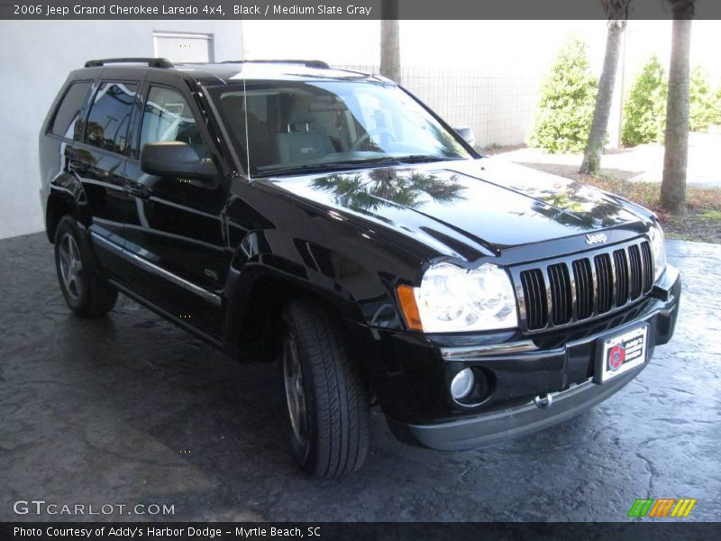 Black / Medium Slate Gray 2006 Jeep Grand Cherokee Laredo 4x4