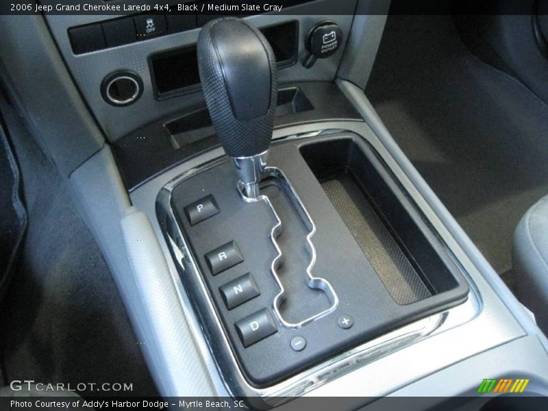 Black / Medium Slate Gray 2006 Jeep Grand Cherokee Laredo 4x4
