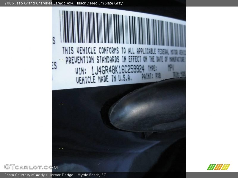 Black / Medium Slate Gray 2006 Jeep Grand Cherokee Laredo 4x4