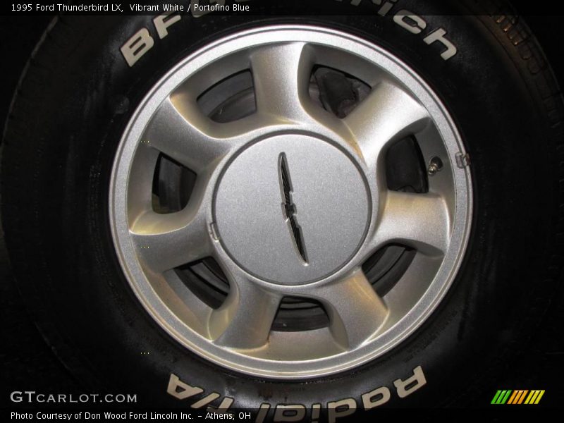 Vibrant White / Portofino Blue 1995 Ford Thunderbird LX