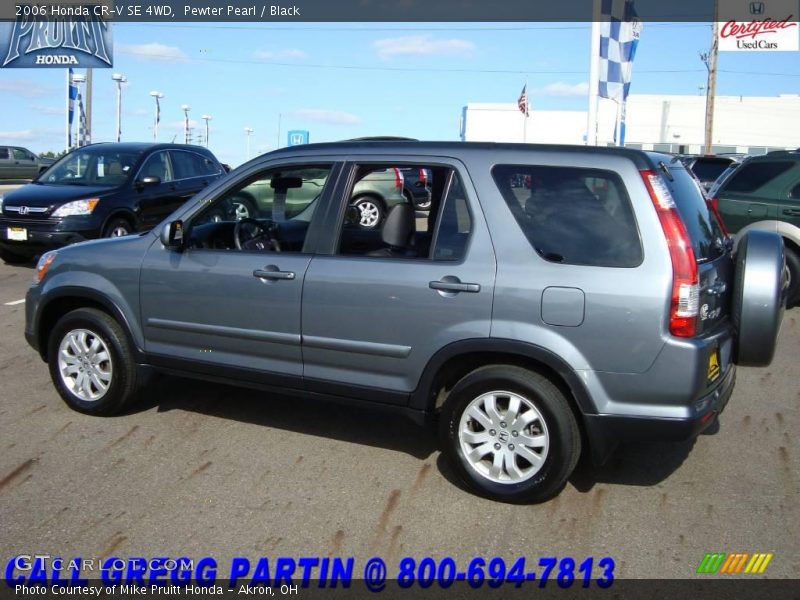 Pewter Pearl / Black 2006 Honda CR-V SE 4WD