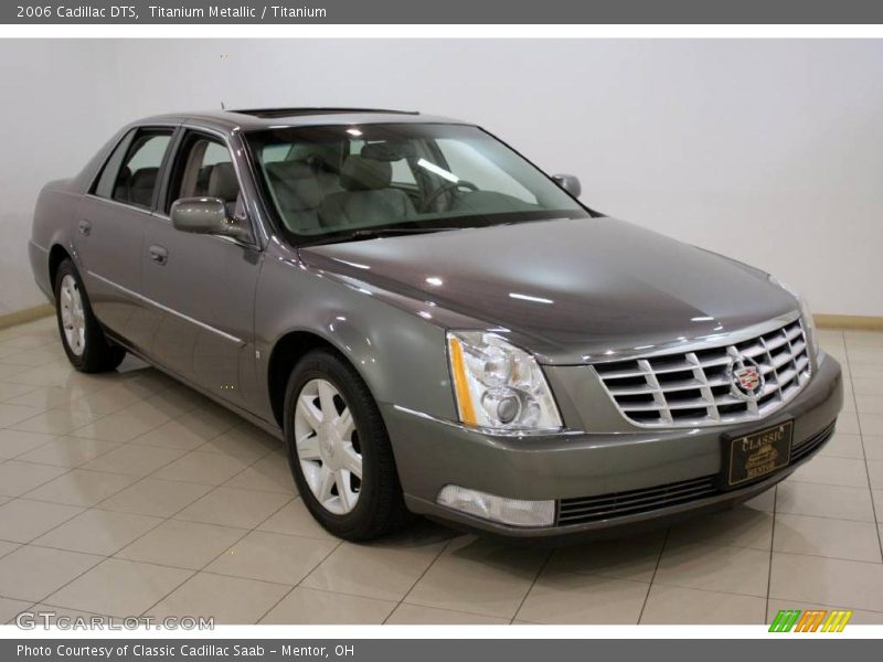 Titanium Metallic / Titanium 2006 Cadillac DTS