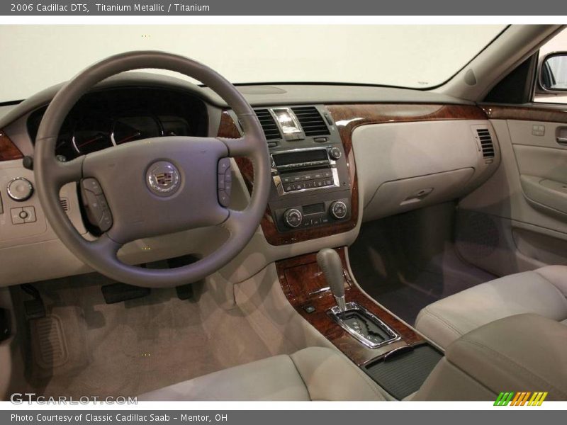 Titanium Metallic / Titanium 2006 Cadillac DTS