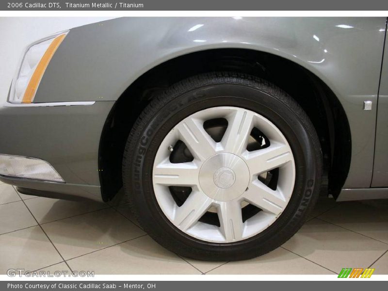 Titanium Metallic / Titanium 2006 Cadillac DTS
