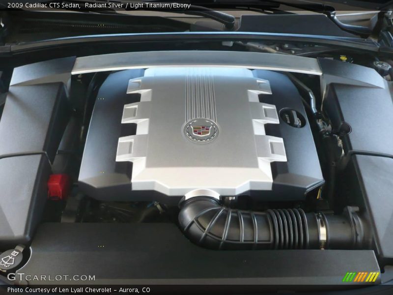Radiant Silver / Light Titanium/Ebony 2009 Cadillac CTS Sedan