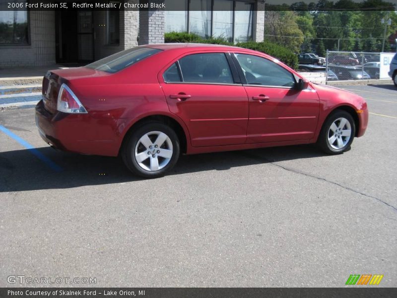 Redfire Metallic / Charcoal Black 2006 Ford Fusion SE