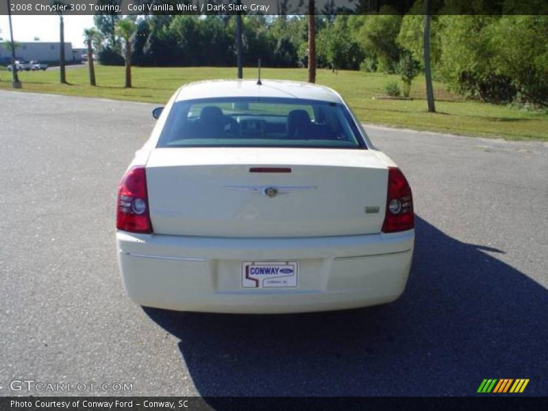 Cool Vanilla White / Dark Slate Gray 2008 Chrysler 300 Touring