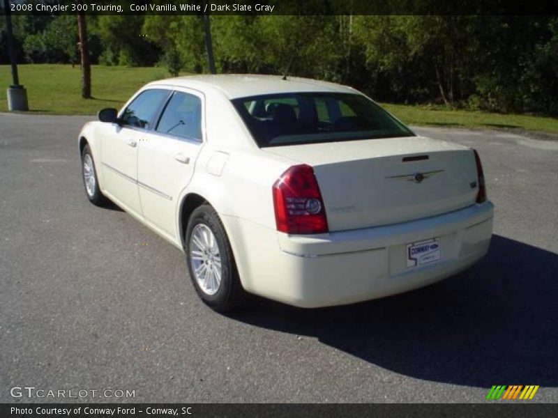 Cool Vanilla White / Dark Slate Gray 2008 Chrysler 300 Touring