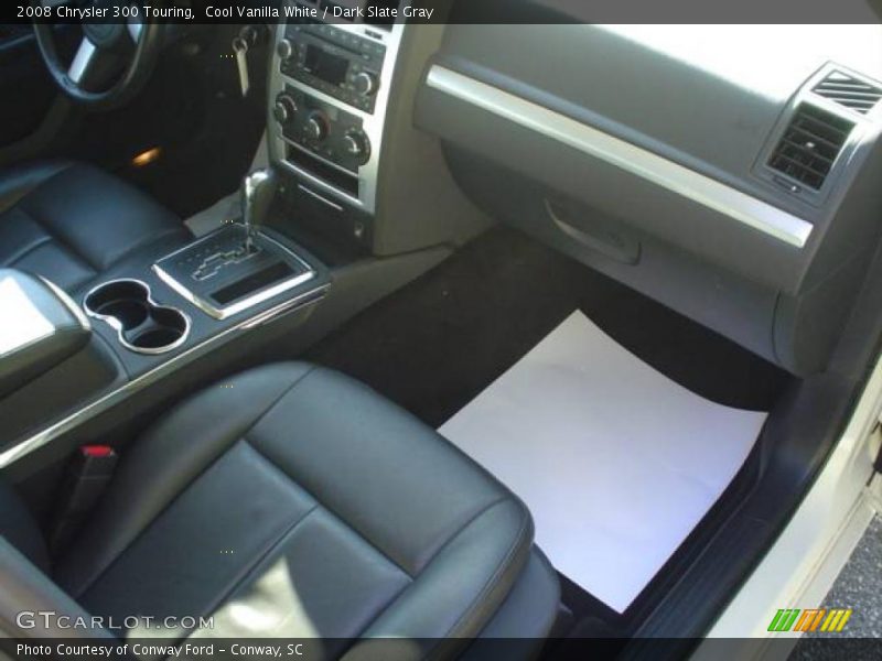 Cool Vanilla White / Dark Slate Gray 2008 Chrysler 300 Touring