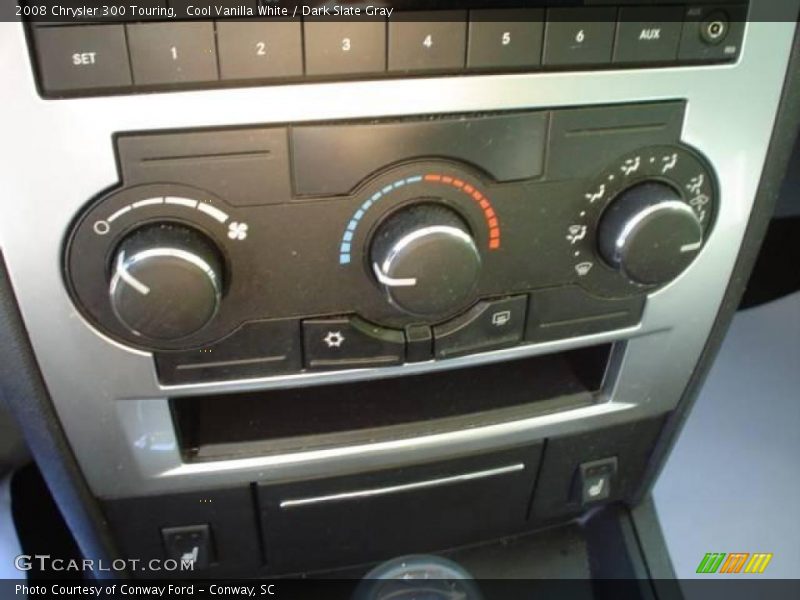 Cool Vanilla White / Dark Slate Gray 2008 Chrysler 300 Touring