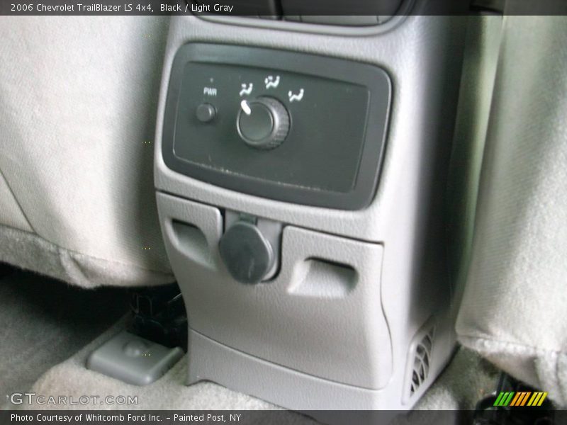 Black / Light Gray 2006 Chevrolet TrailBlazer LS 4x4