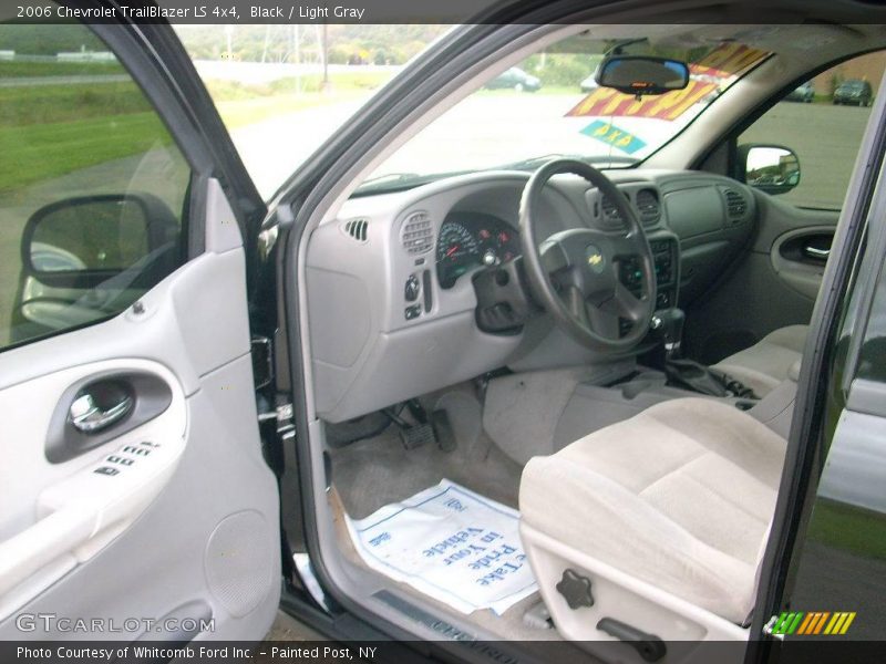 Black / Light Gray 2006 Chevrolet TrailBlazer LS 4x4