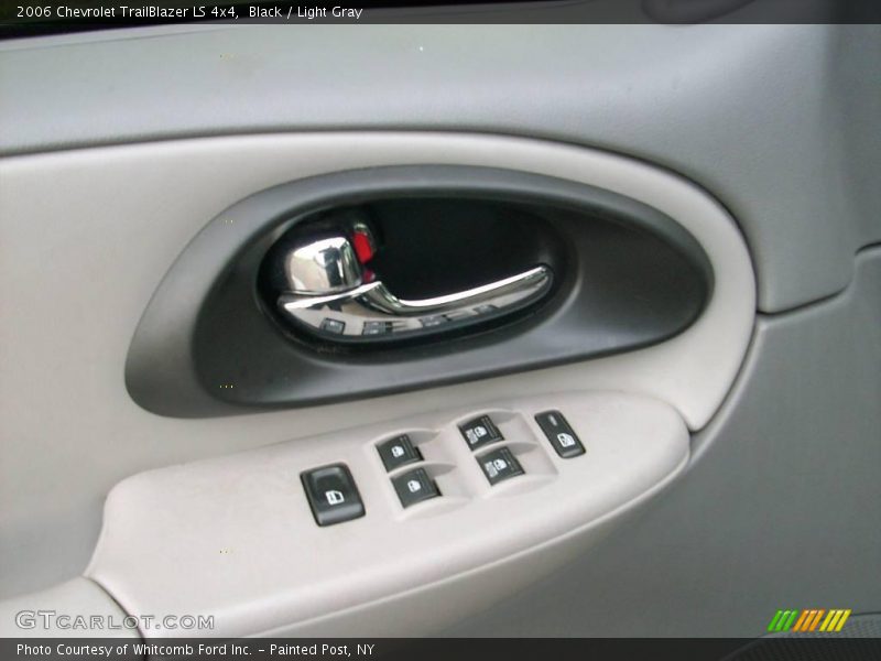 Black / Light Gray 2006 Chevrolet TrailBlazer LS 4x4