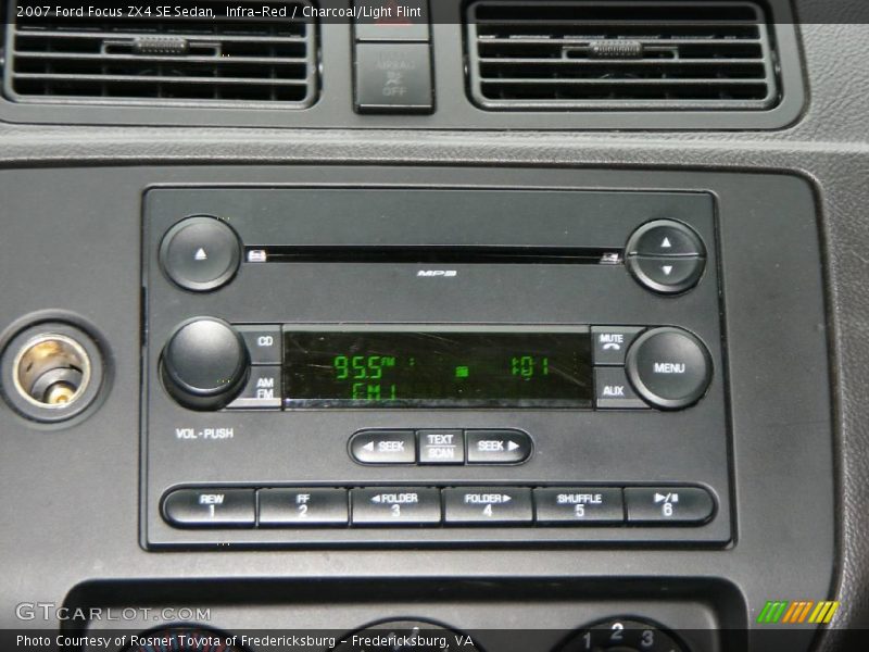 Infra-Red / Charcoal/Light Flint 2007 Ford Focus ZX4 SE Sedan