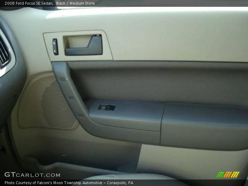 Black / Medium Stone 2008 Ford Focus SE Sedan