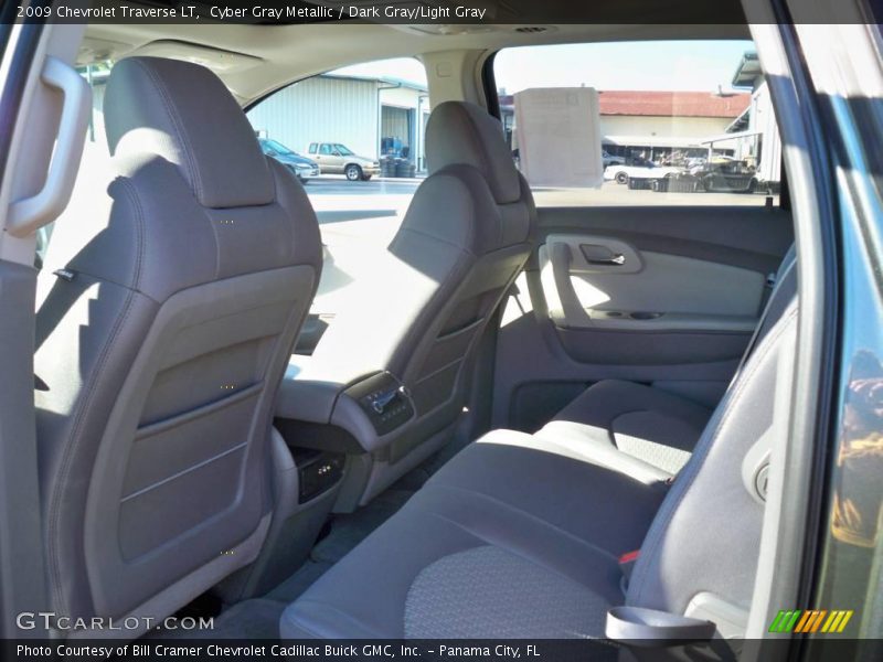 Cyber Gray Metallic / Dark Gray/Light Gray 2009 Chevrolet Traverse LT