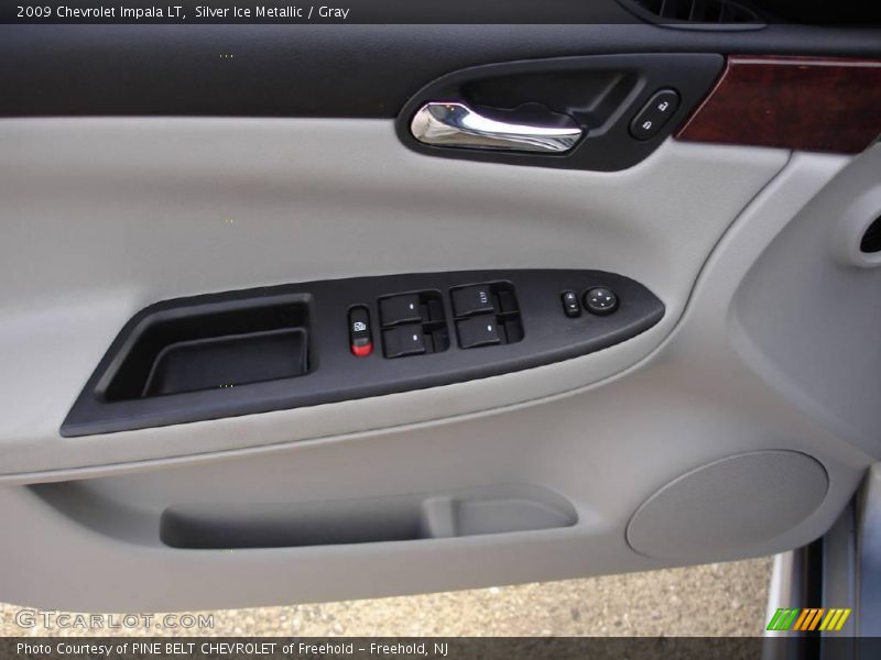 Silver Ice Metallic / Gray 2009 Chevrolet Impala LT