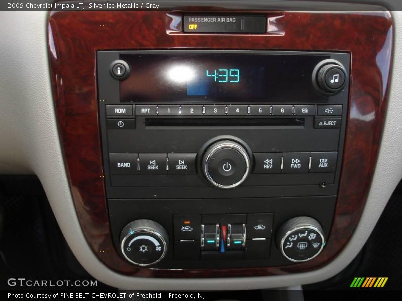 Silver Ice Metallic / Gray 2009 Chevrolet Impala LT