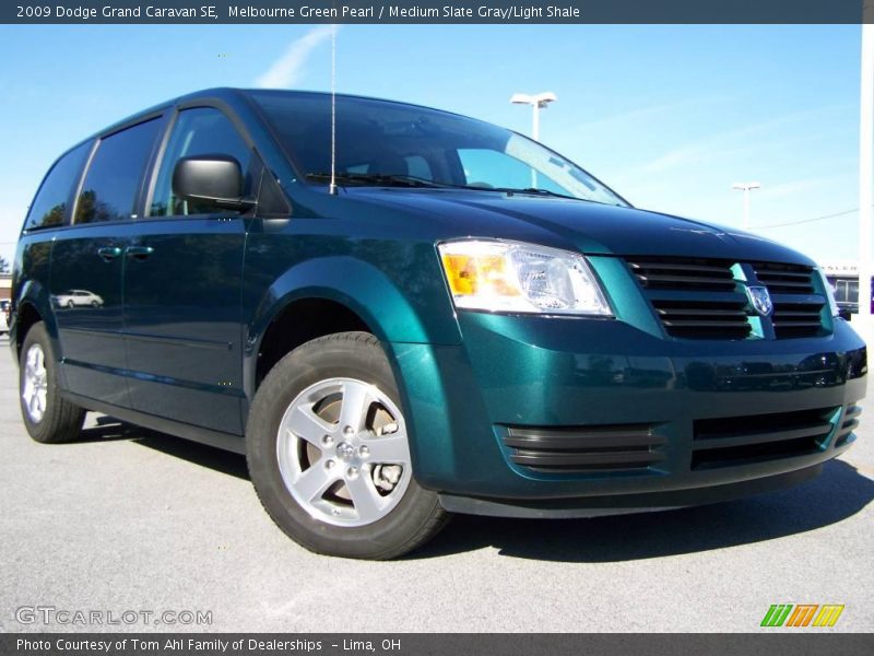 Melbourne Green Pearl / Medium Slate Gray/Light Shale 2009 Dodge Grand Caravan SE