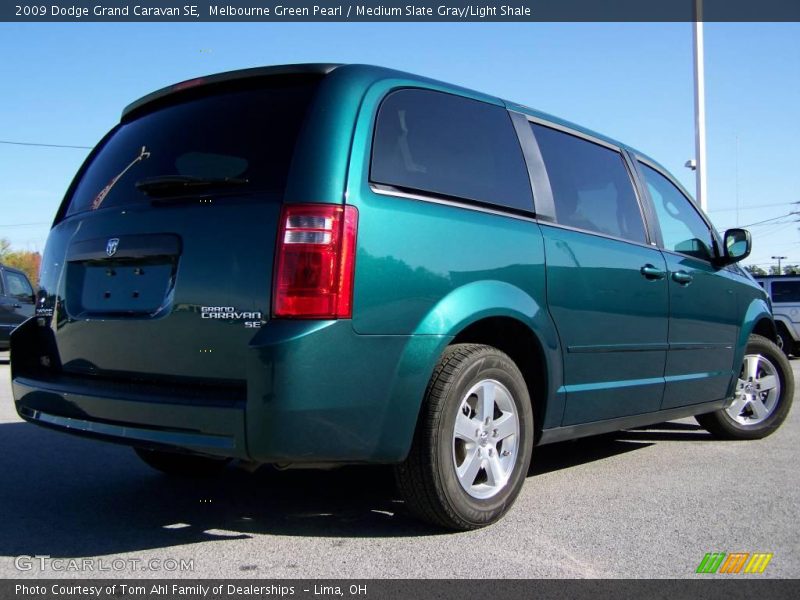 Melbourne Green Pearl / Medium Slate Gray/Light Shale 2009 Dodge Grand Caravan SE