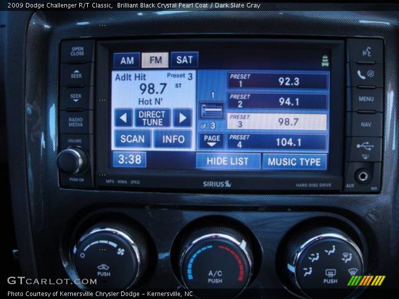 Brilliant Black Crystal Pearl Coat / Dark Slate Gray 2009 Dodge Challenger R/T Classic