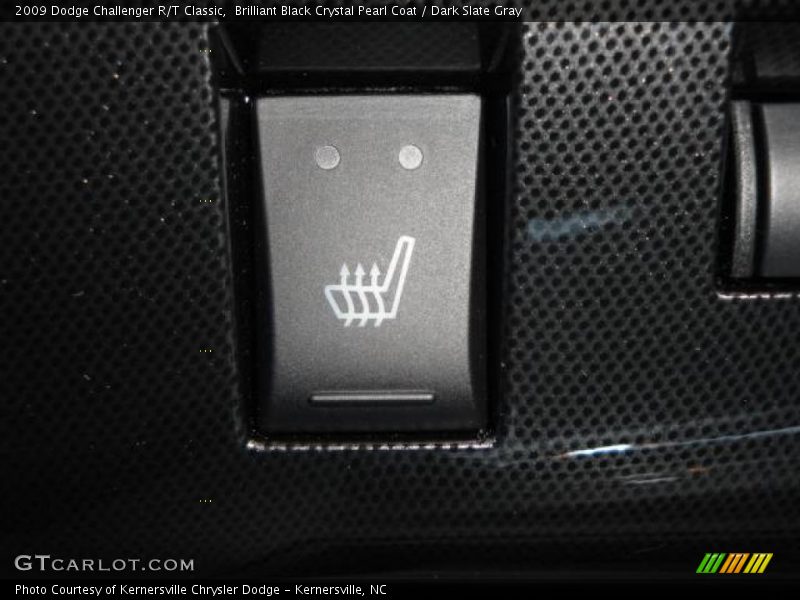 Brilliant Black Crystal Pearl Coat / Dark Slate Gray 2009 Dodge Challenger R/T Classic