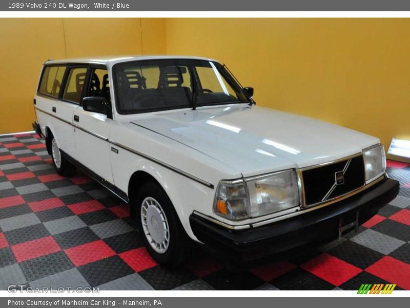 White / Blue 1989 Volvo 240 DL Wagon