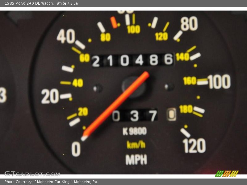 White / Blue 1989 Volvo 240 DL Wagon