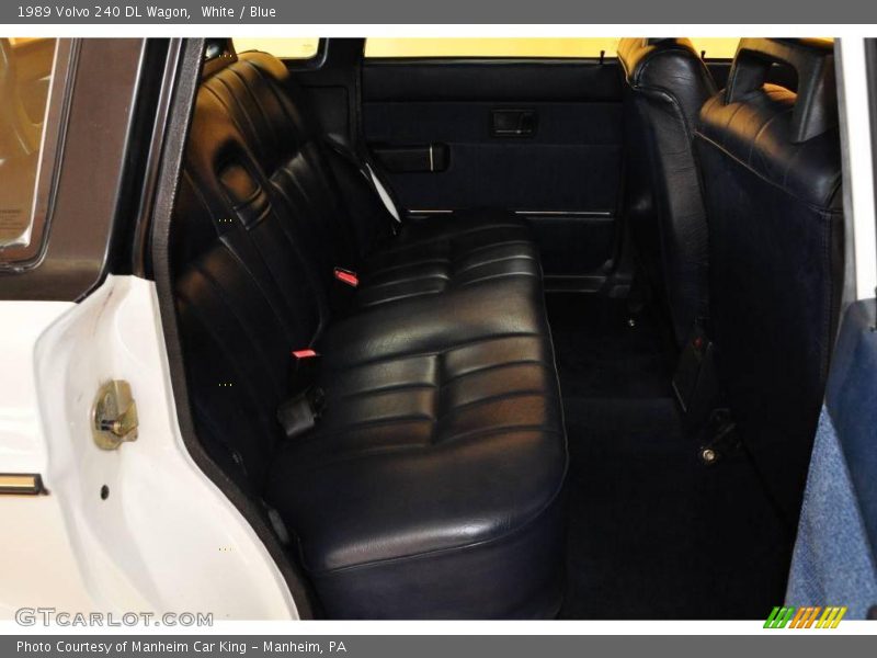 White / Blue 1989 Volvo 240 DL Wagon