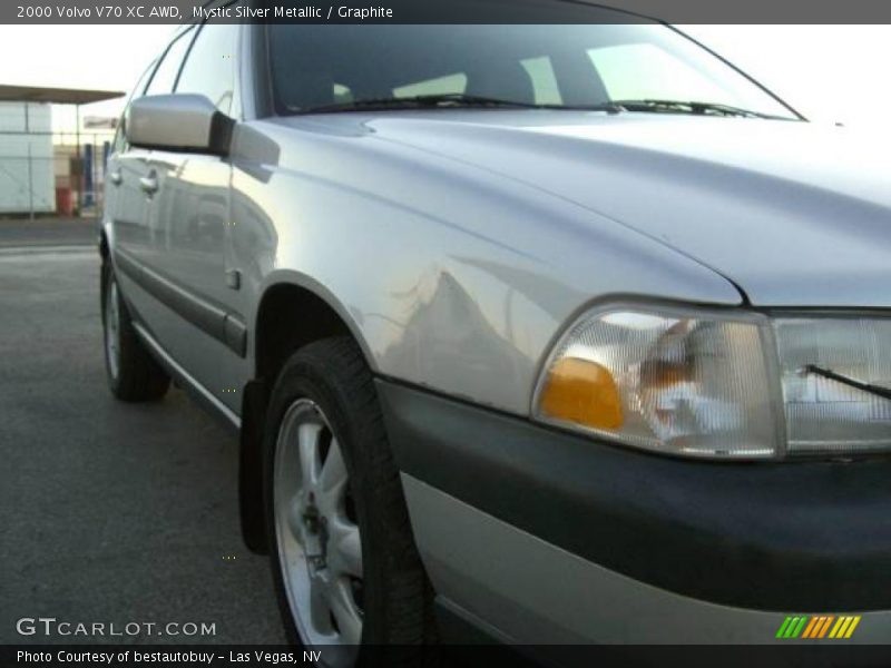 Mystic Silver Metallic / Graphite 2000 Volvo V70 XC AWD