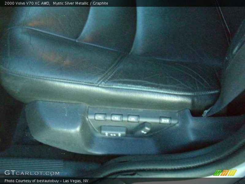 Mystic Silver Metallic / Graphite 2000 Volvo V70 XC AWD