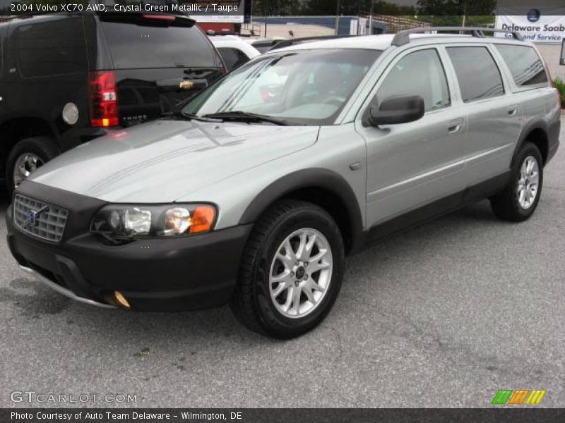 Crystal Green Metallic / Taupe 2004 Volvo XC70 AWD
